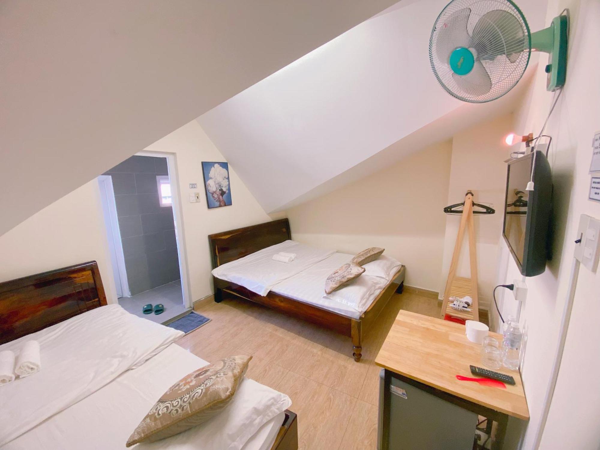 Hotel Khach San Thuy Tien Đà Lạt Exterior foto